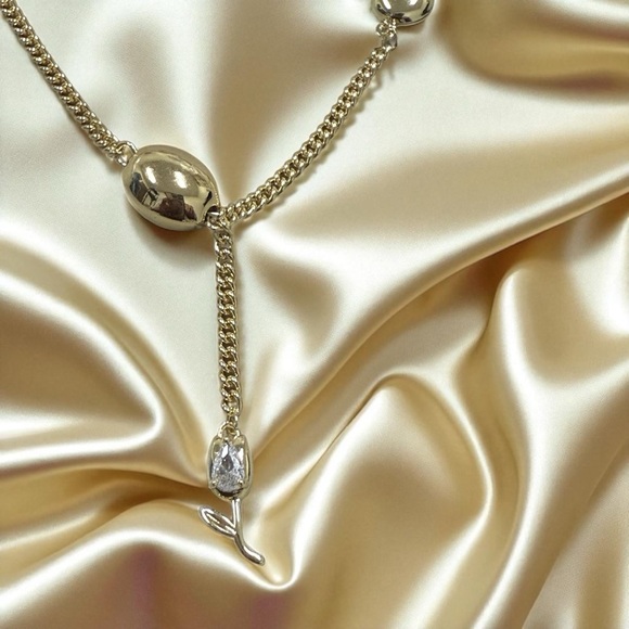 14k Gold Electroplated Necklace with Beads and a Tulip Flower Charm - Picture 2 of 4